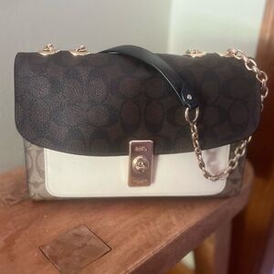 Coach Lane Shoulder Bag